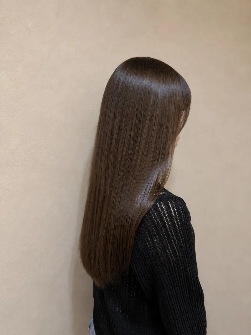 セミロング カット ヘアカラー トリートメント 西山 琴音のヘアスタイル