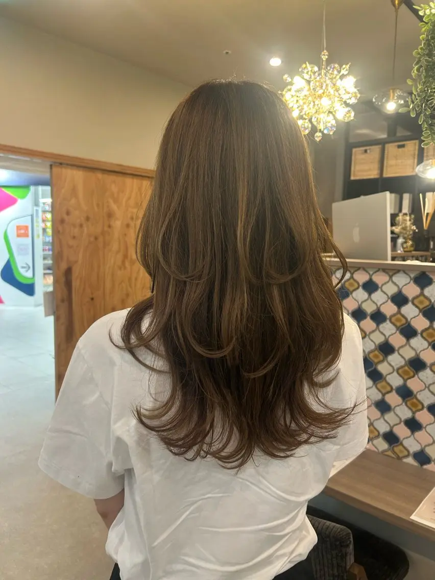 ロング カット ヘアカラー 似合わせレイヤー/透 明感カラー/momiのヘアスタイル