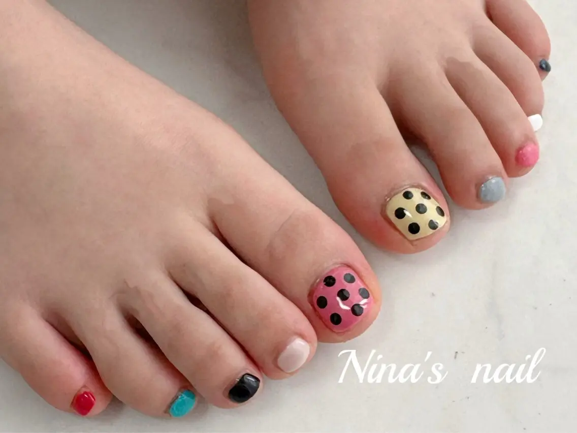 ネイル フットネイル Nina's nailのネイルデザイン