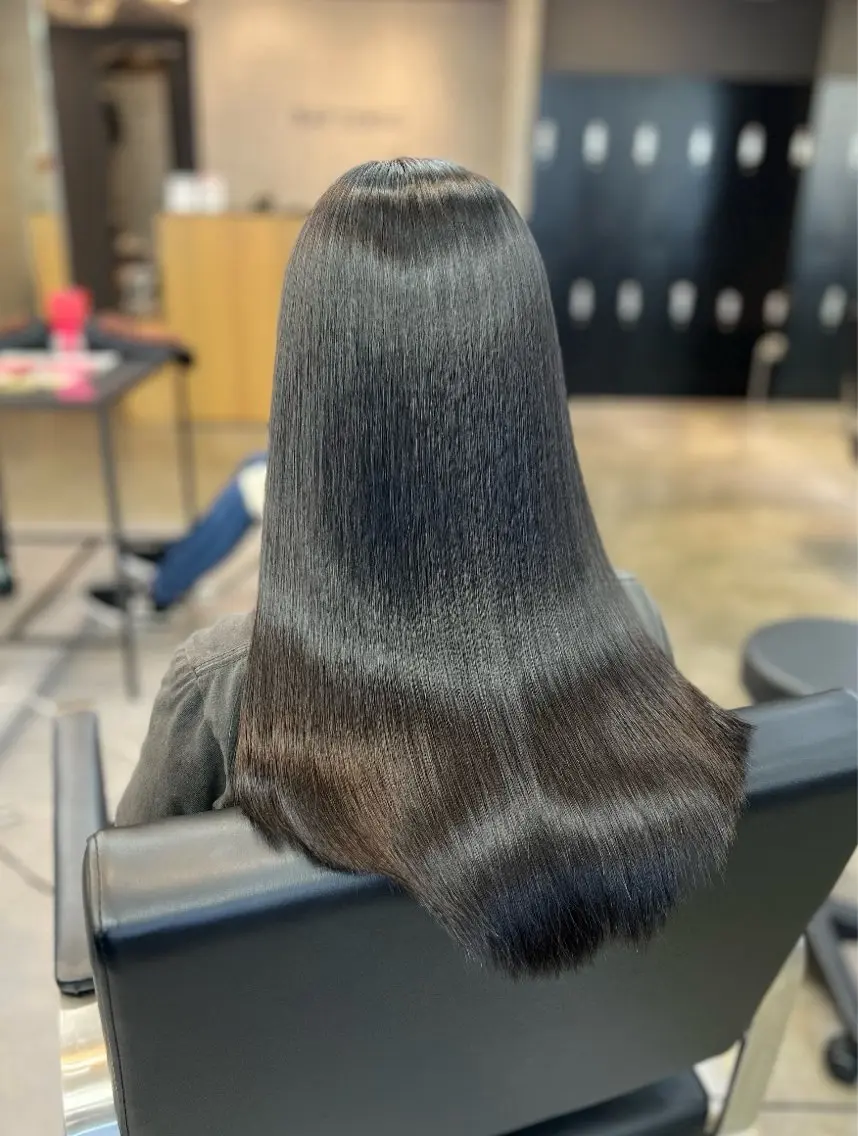 セミロング カラー カット 縮毛矯正 トリートメント ヘアセット ✨傷まないカラー ✨縮毛矯正✨レオンのヘアスタイル