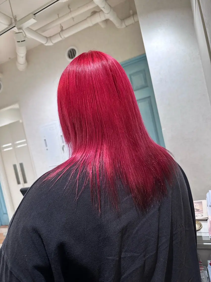 セミロング カラー デザインカラー🎨 下北沢 / 磯部のヘアスタイル