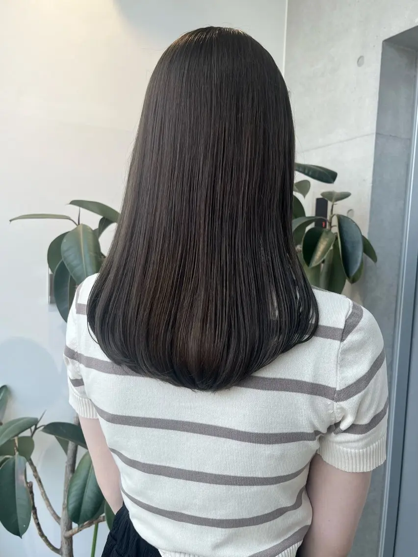セミロング カラー パーマ ヘアアレンジ 透明感/オリーブ/ グレージュ/YUKAのヘアスタイル