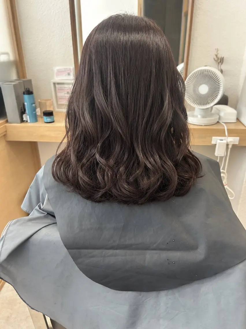 ミディアム カラー ボブ カット ヘアカラー トリートメント ヘッドスパ 久木原 ゆりのヘアスタイル