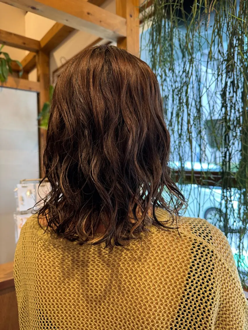 ミディアム ミディアムパーマ パーマ トリートメント ENIF 大島 芽生のヘアスタイル