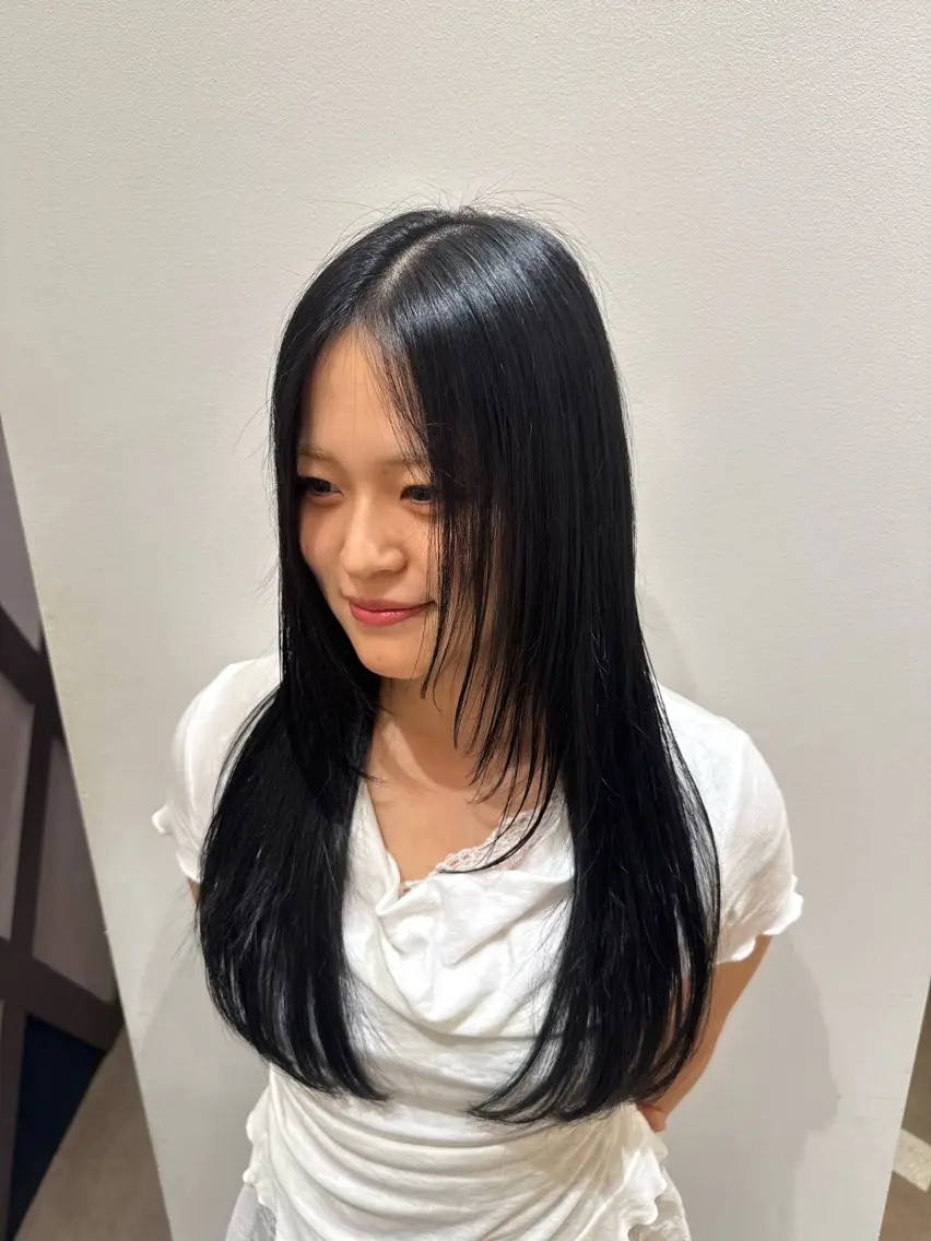ロング カラー ヘアカラー echelle 🐈‍⬛瑠菜のヘアスタイル
