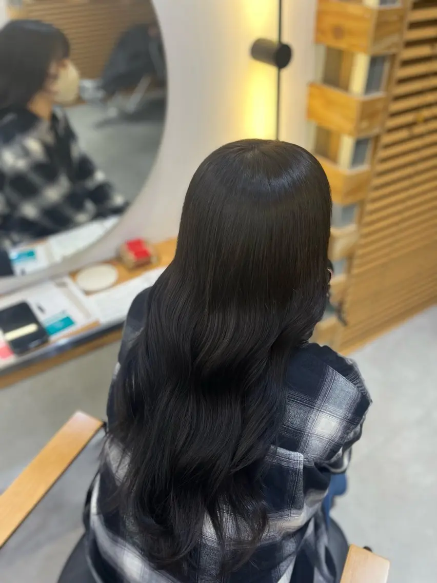 ロング 冨田 悠稀/ 髪質改善カラー🫧のヘアスタイル