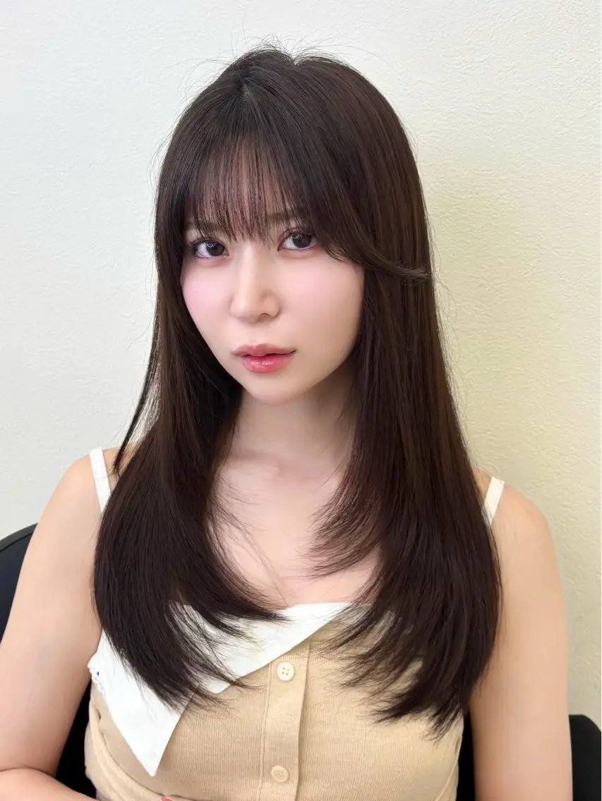 セミロング 顔周りカット レイヤーカット カット ヘアカラー トリートメント Ayano‪‪🎀似 合わせ×透明感🎀のヘアスタイル