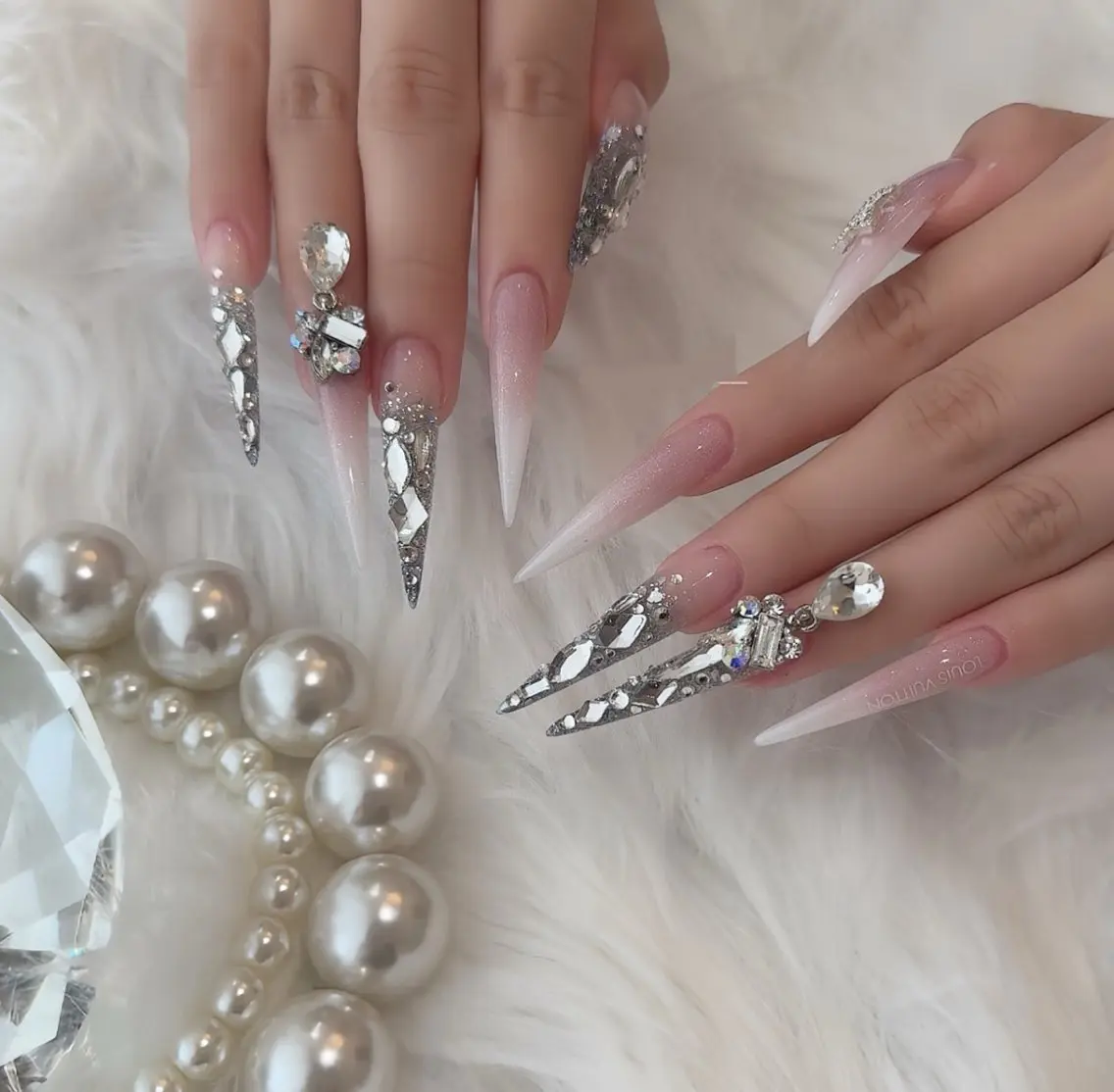 ネイル ハンドネイル Doris Nail Salonのネイルデザイン