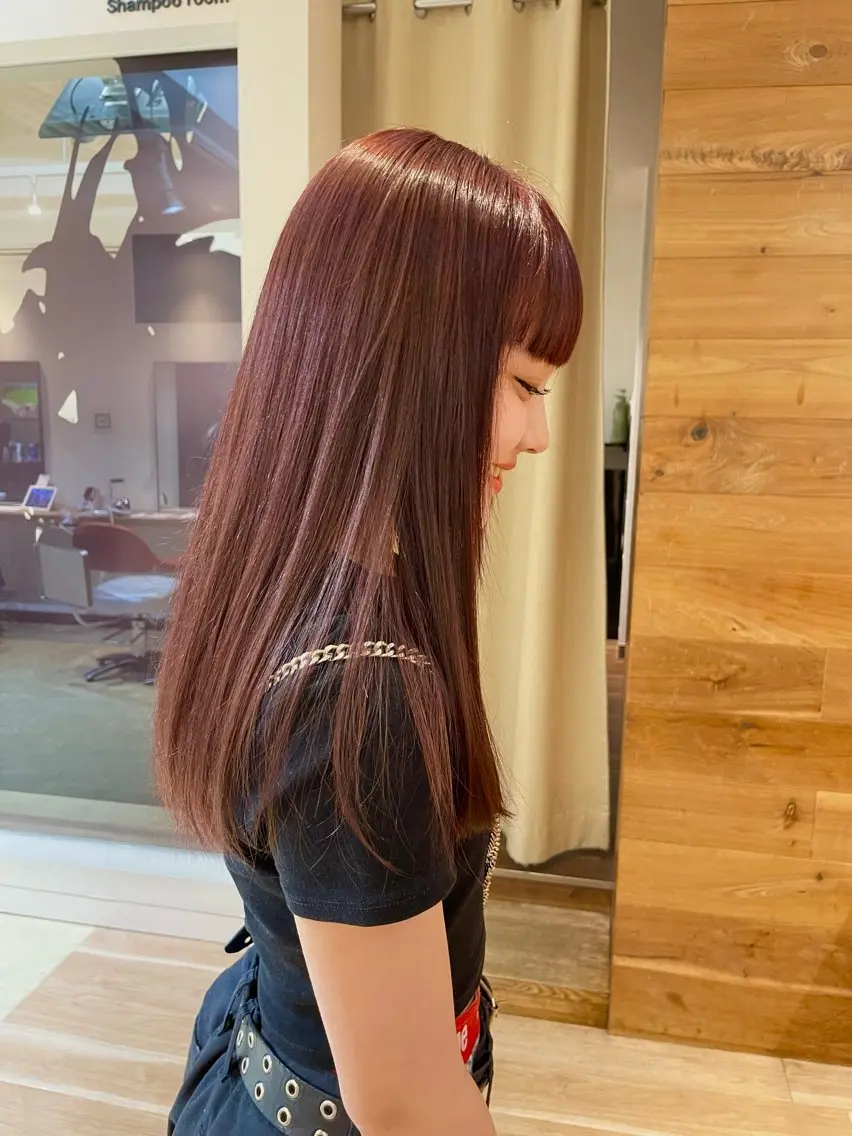 ロング カラー 髪質改善| ブリーチ 絹髪🦋shukaのヘアスタイル