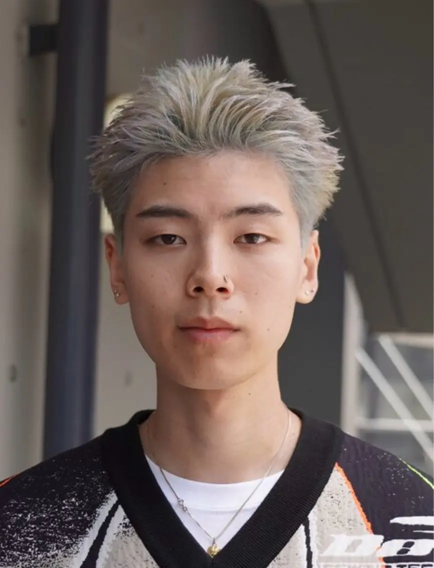 カラー ブリーチ ハイトーンカラー 学生 ヘアカラー fifth 瀬川あつきのヘアスタイル