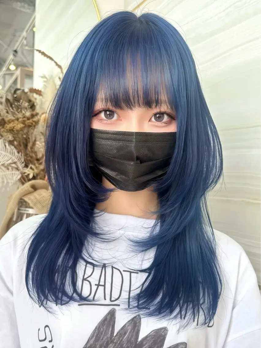 セミロング カラー ブルーカラー レイヤーカット 🫧みひろ🫧カット カラーモデル募集のヘアスタイル