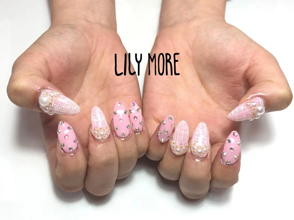 ネイル ツイードネイル Lily closetのネイルデザイン