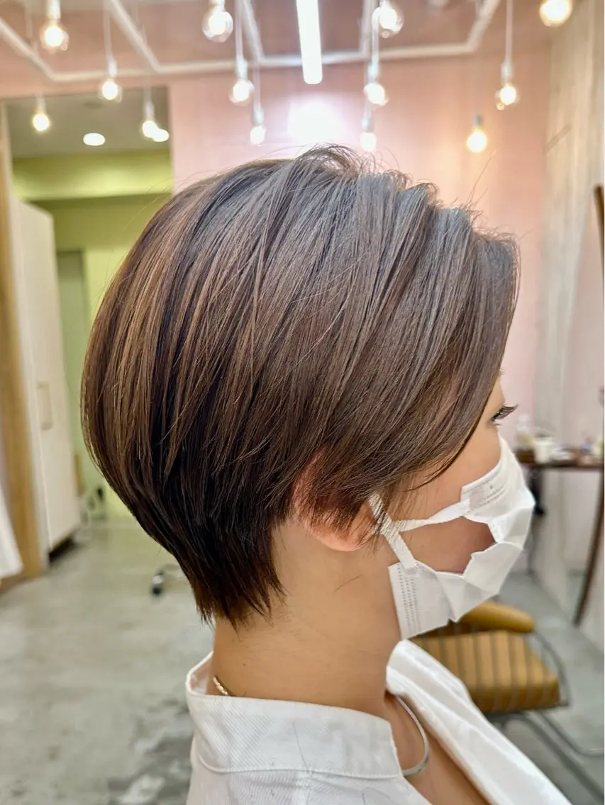 ショート カラー カット ヘアカラー トリートメント 巻ける縮毛矯正✨ ボブ/ショートともきのヘアスタイル