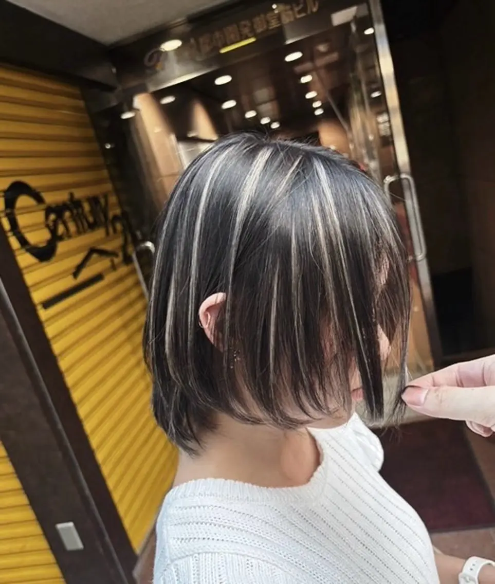 ショート カラー ダークグレー ダークグレージュ グレージュ ハイライトカラー ハイライト 指名数No.1 /NAOYAのヘアスタイル
