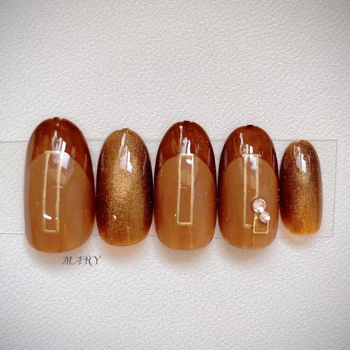 ネイル ブラウン フレンチネイル ニュアンスネイル ワンカラーネイル ハンドネイル Mary nail .narumiのネイルデザイン