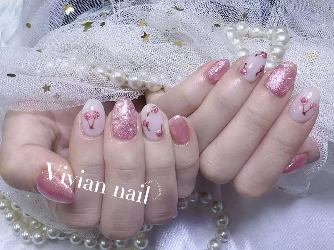 ネイル VIVIAN リサのネイルデザイン