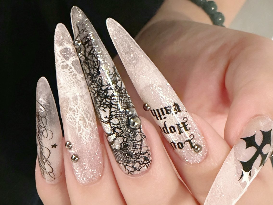 ネイル アートネイル オーロラネイル チークネイル クリアネイル 長さ出し ハンドネイル fairy nail フェアリー ネイルのネイルデザイン