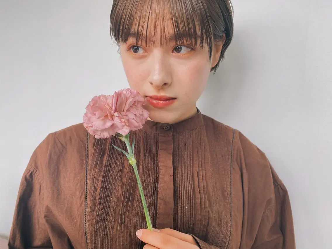 ショート カラー パーマ ヘアアレンジ メンズ キッズ ネイル マツエク・マツパ モリモト サナのヘアスタイル