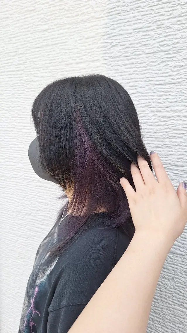 カラー ミディアム 安藤 真由のヘアスタイル