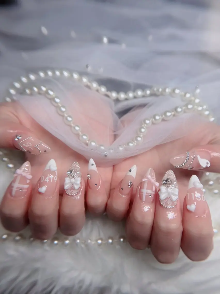 ネイル フレンチネイル ジェルネイル ハロウィン 韓国ネイル マグネットネイル ハンドネイル Hbaby nailのネイルデザイン