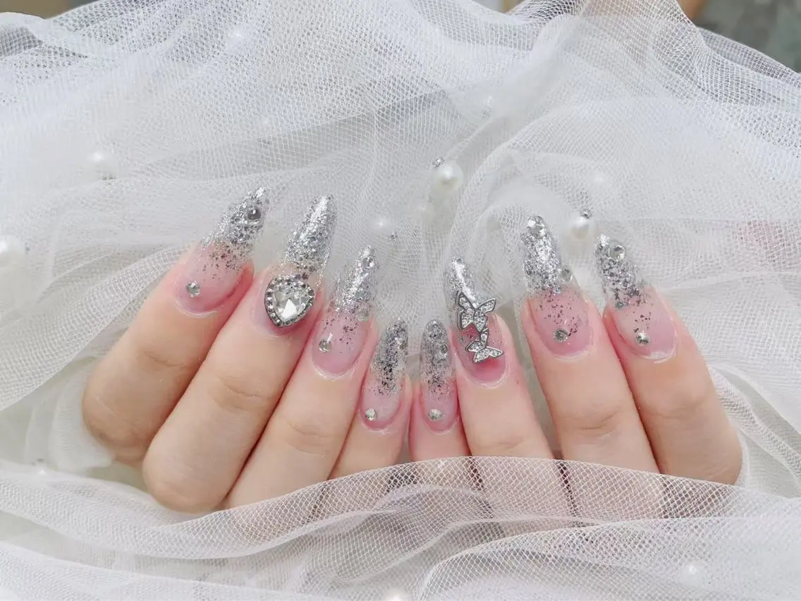 ネイル ハンドネイル ネイルサロン lotusのネイルデザイン