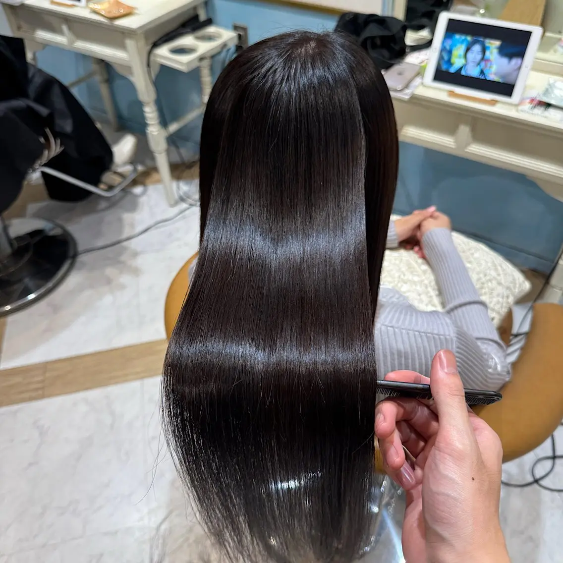 セミロング カット 縮毛矯正 トリートメント 💎韓国レイヤー/ 髪質改善💎武村侑哉のヘアスタイル