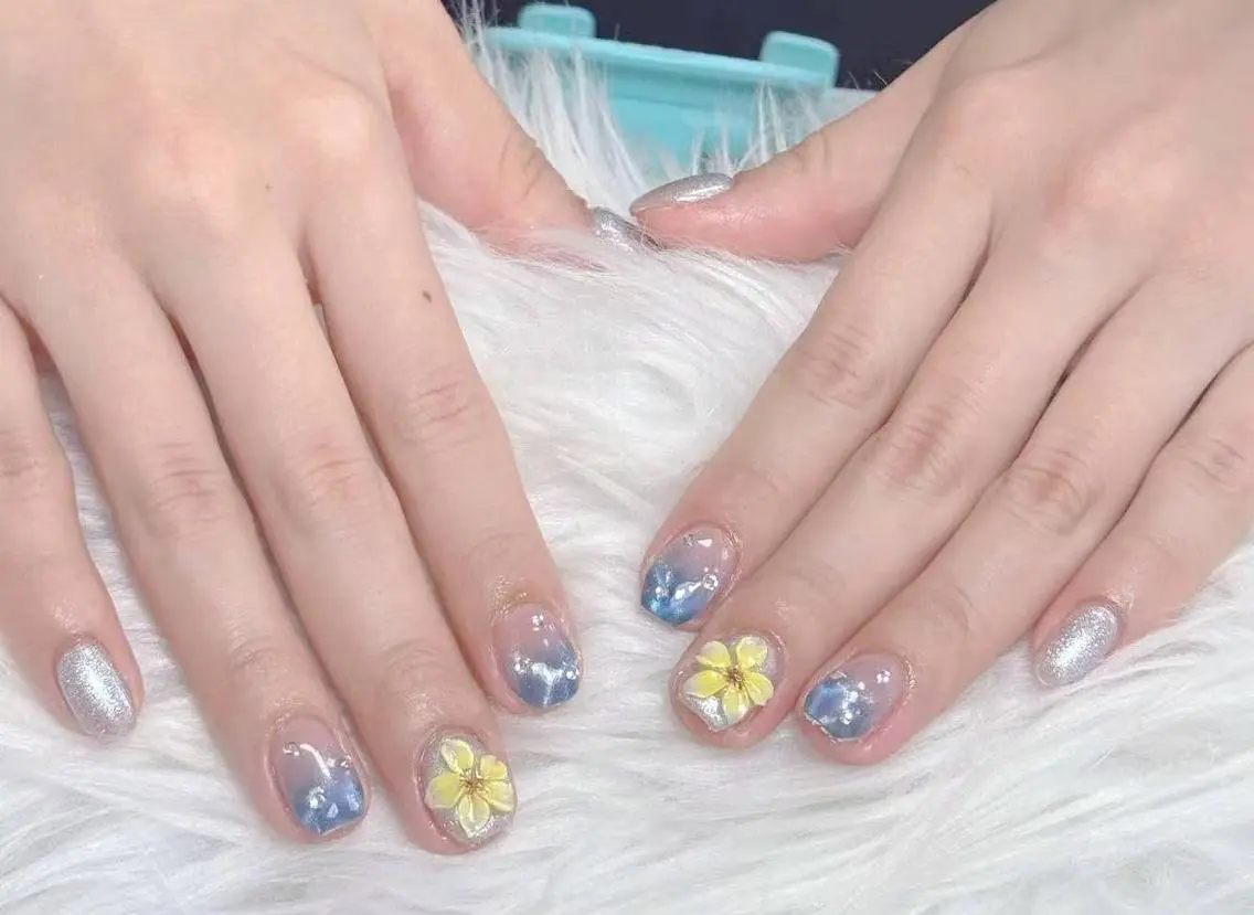 ネイル Evelyn 北千住東口店のネイルデザイン