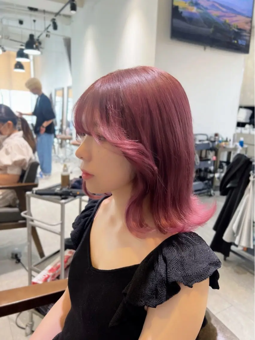 ミディアム カラー ヘアアレンジ 🎀ハイトーン・艶 カラー HANA🎀のヘアスタイル