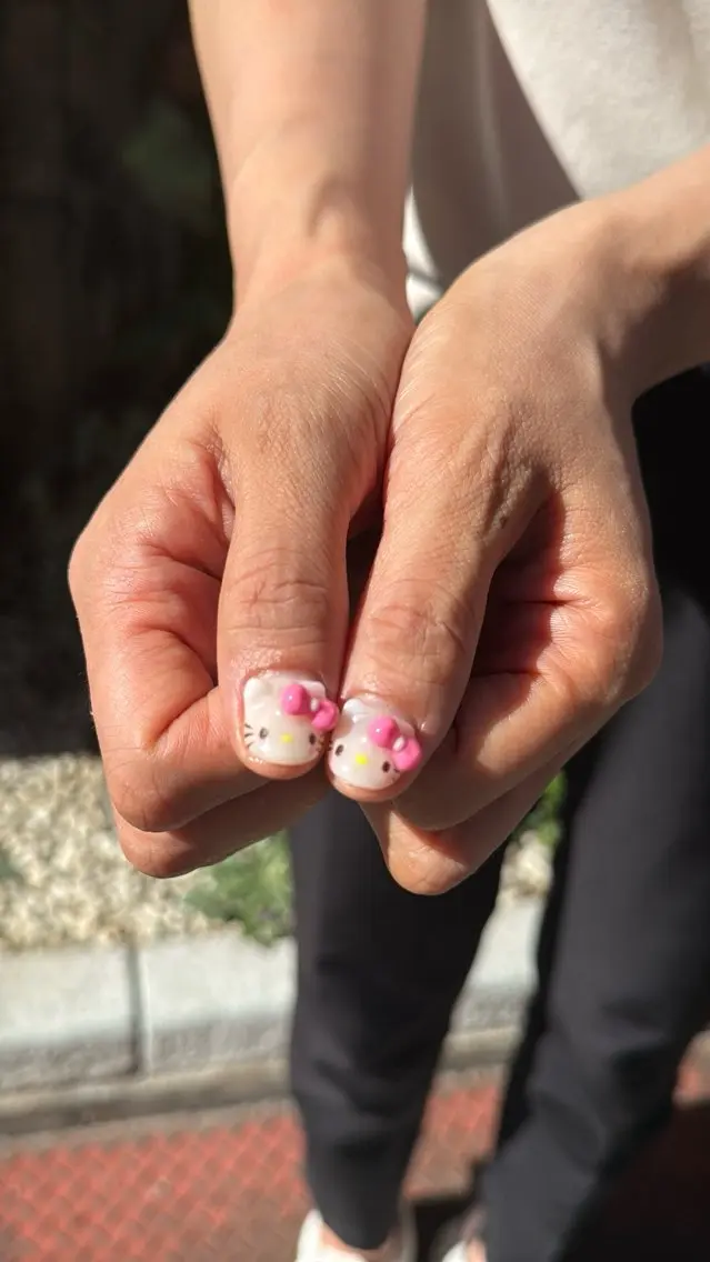 ネイル フラッシュネイル フラッシュマグ フットネイル フレンチネイル 韓国ネイル ハンドネイル SAKU nail 作島茜のネイルデザイン