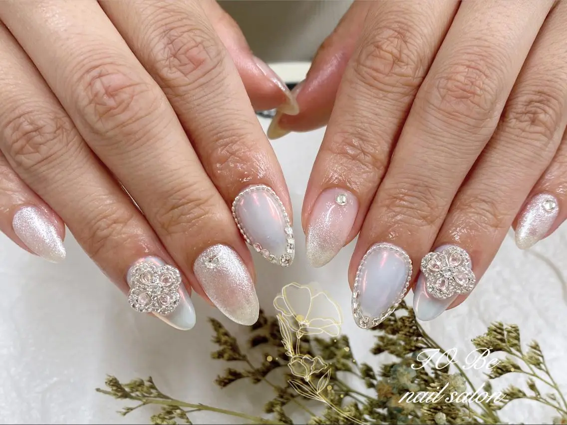 セミロング ネイル ハンドネイル ハンドケア Nail Salon To Beのネイルデザイン