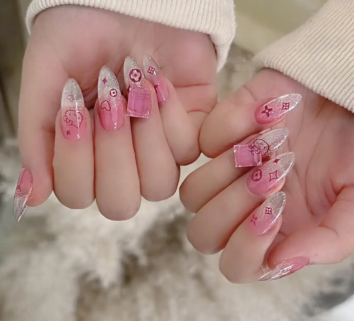 マツエク・マツパ ハンドネイル Molly _nailのネイルデザイン