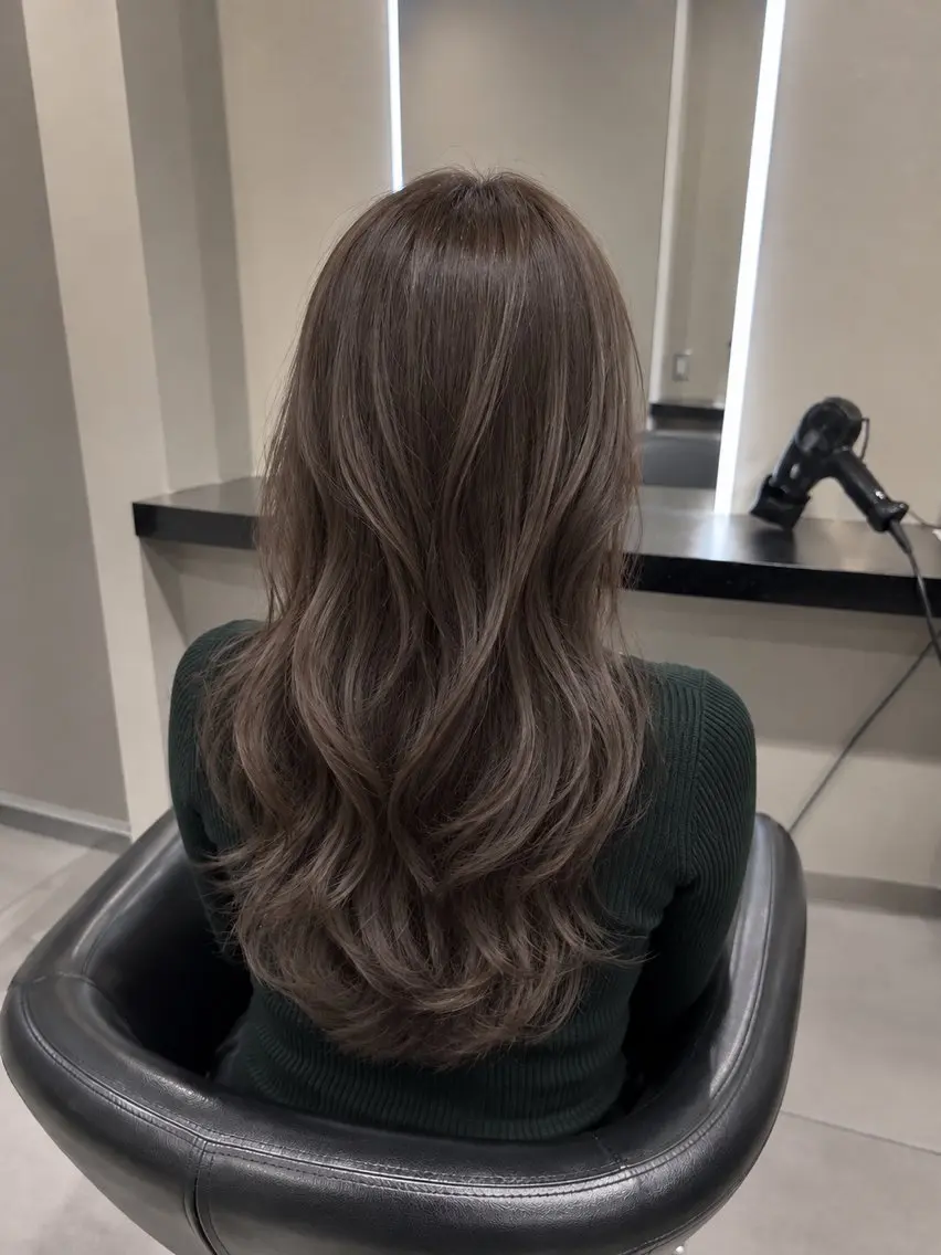 ミディアム カラー ブラウンカラー トリートメント 🌈ウルトワ水素 髪質改善naru🌈のヘアスタイル