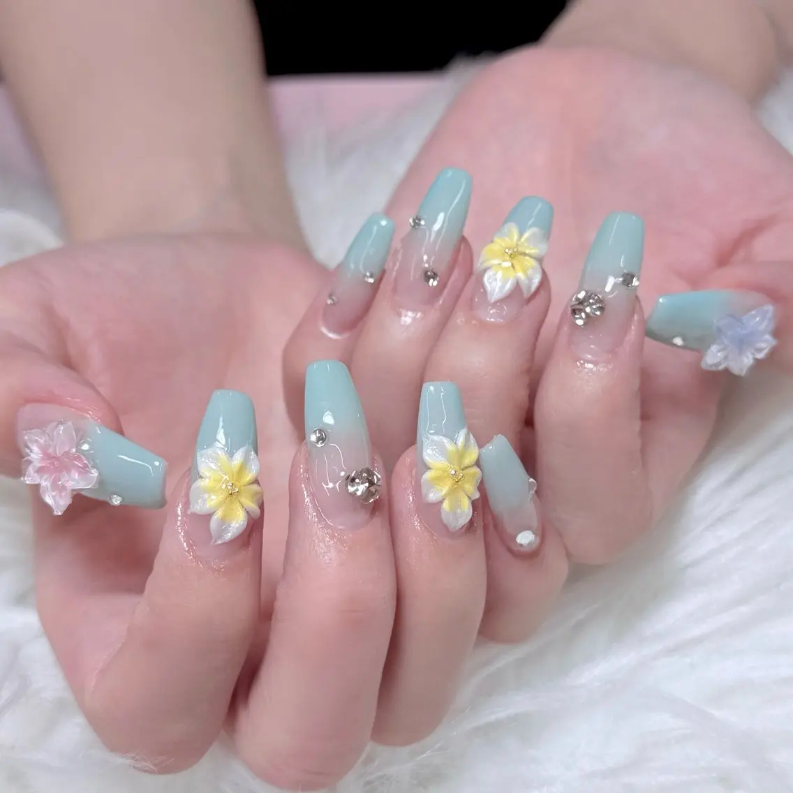 ネイル DuLi Blinkのネイルデザイン