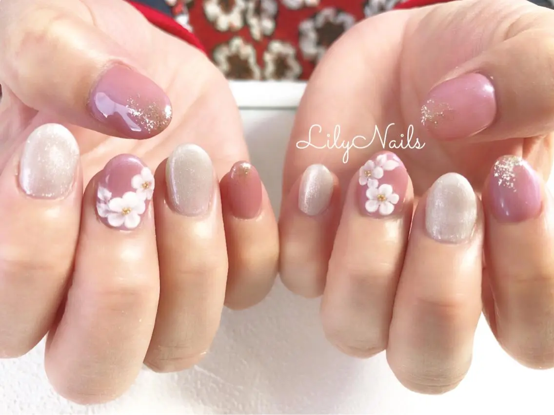 ネイル ハンドネイル Lily Nailsのネイルデザイン