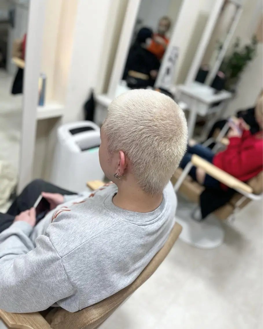 ショート カラー 🧡可愛い色落ち🧡 ハイトーン特化🧡のヘアスタイル