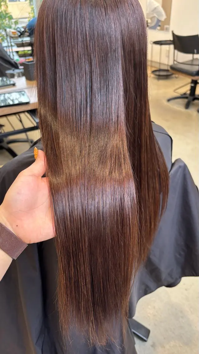 ロング 縮毛矯正 縮毛矯正 根岸 麻菜のヘアスタイル