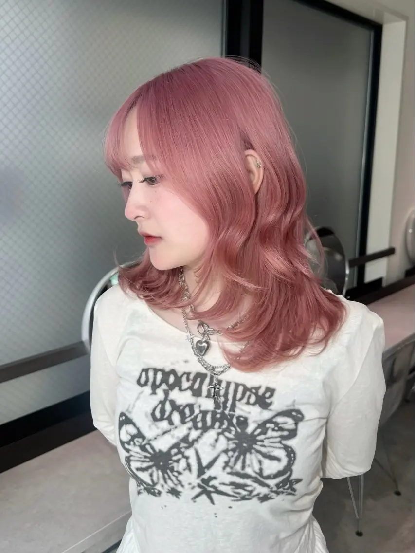 ショート ヘアカラー ミルクティー/韓国ヘ アHaruka🎀のヘアスタイル