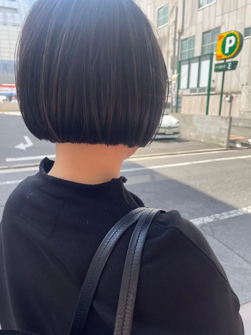 ショート カット さの あやねのヘアスタイル