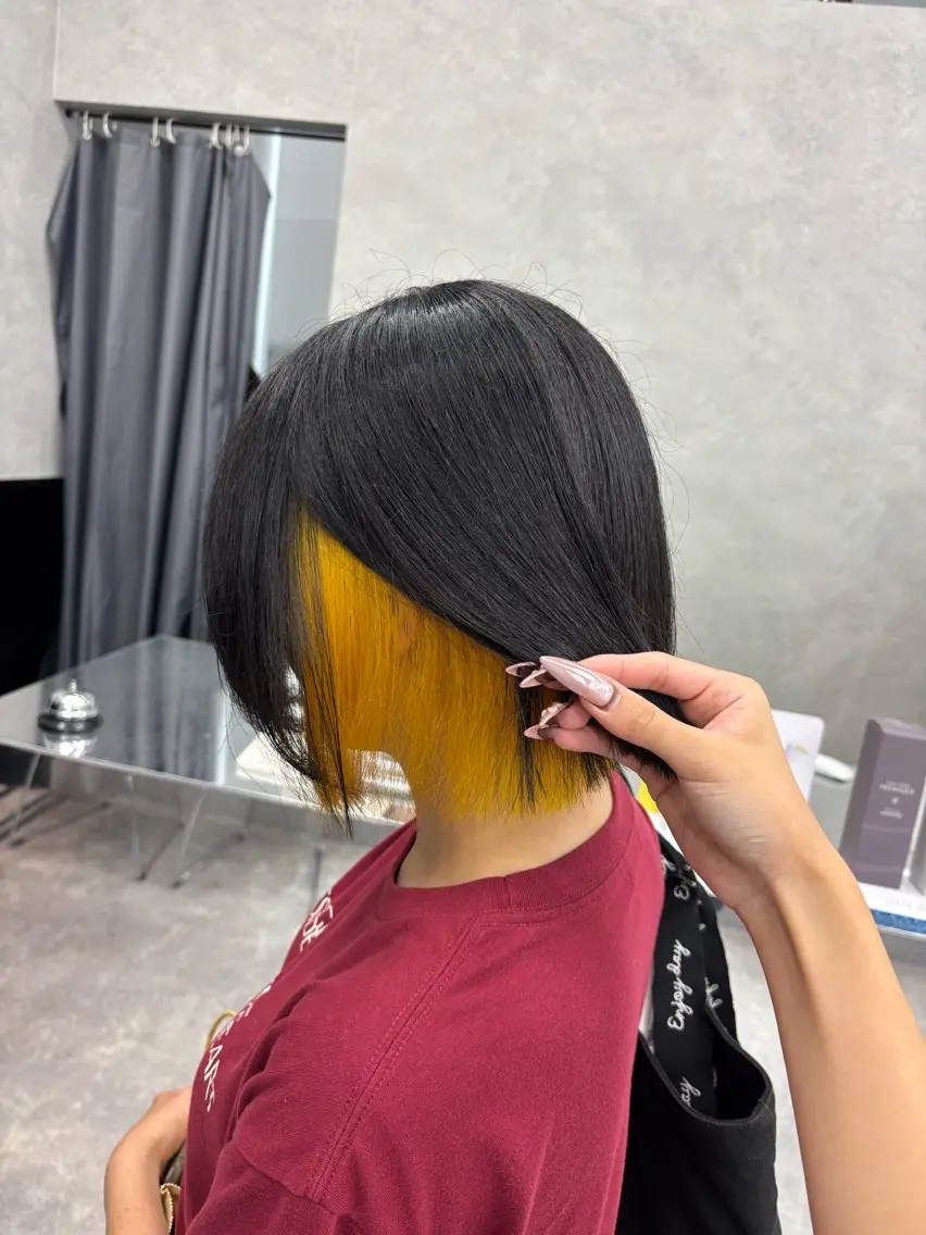 カラー shi monのヘアスタイル