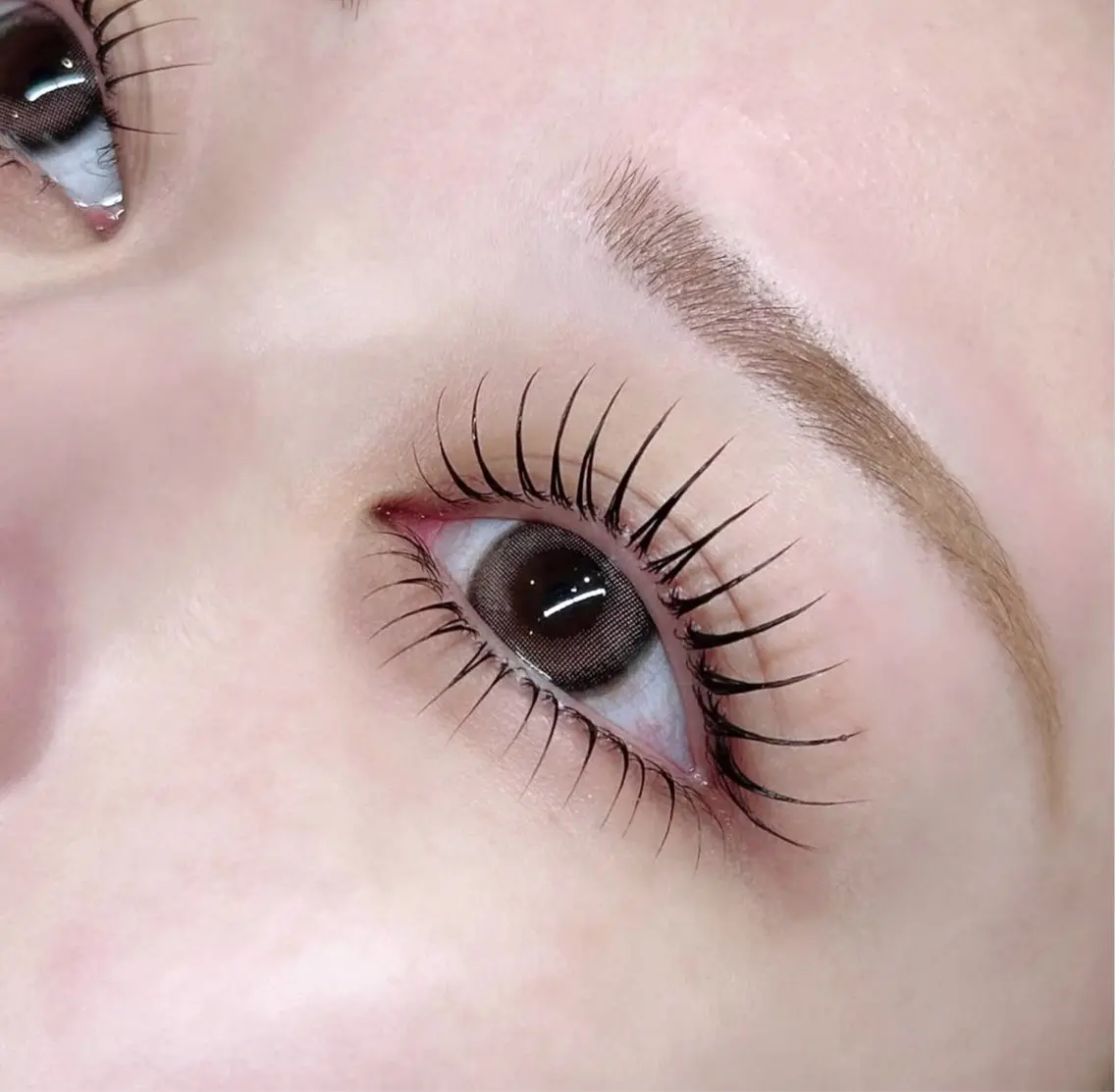 マツエク・マツパ 束感まつ毛 韓国風マツエク まつげパーマ マツパ CiCi🫧 eyelashのマツエク・マツパデザイン