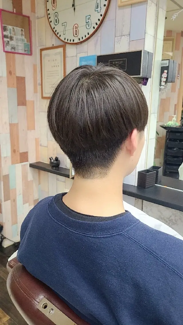ショート マッシュヘア TAKA✂️メンズ ◎艶サラ髪✨のヘアスタイル