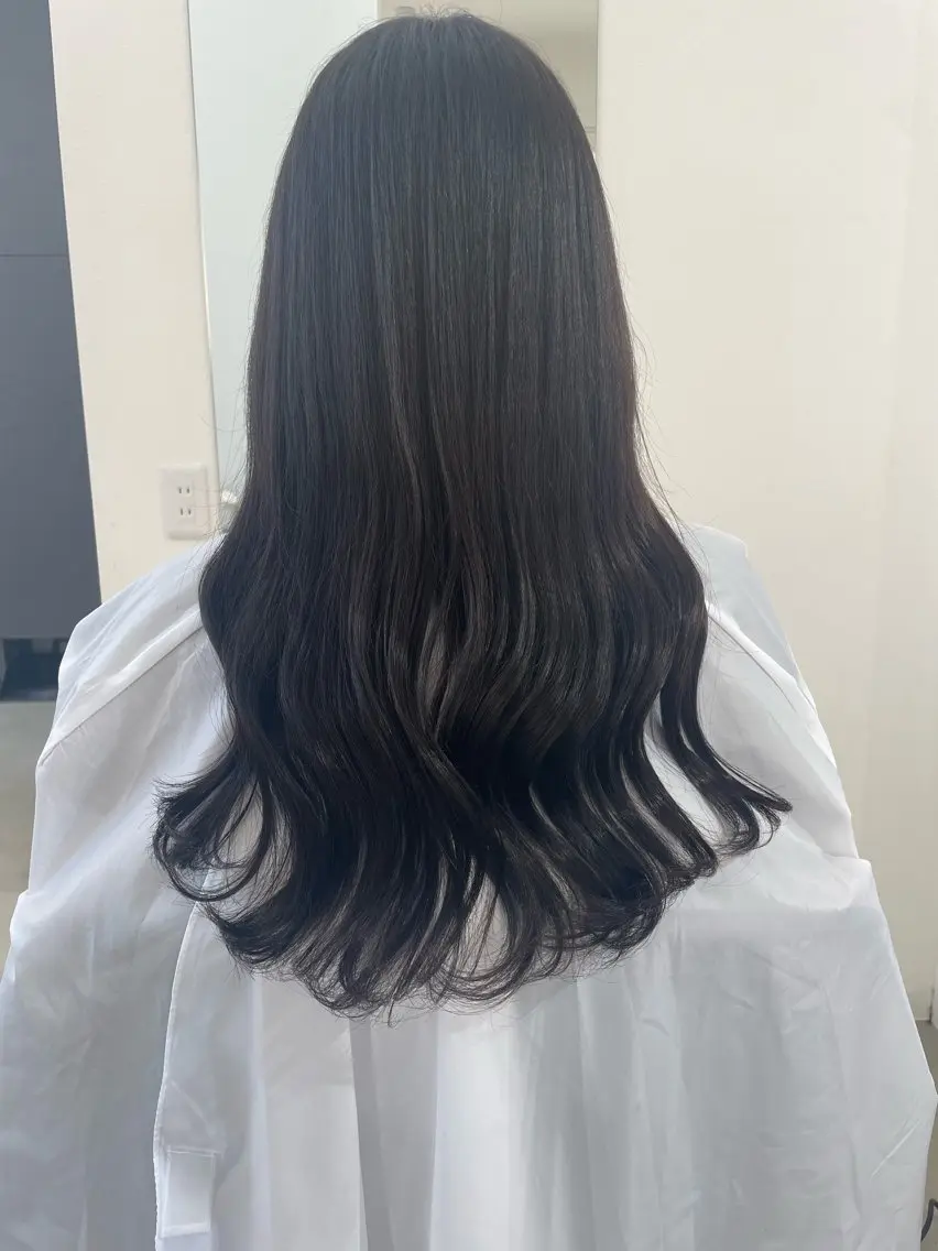 ロング 栗原 響のヘアスタイル