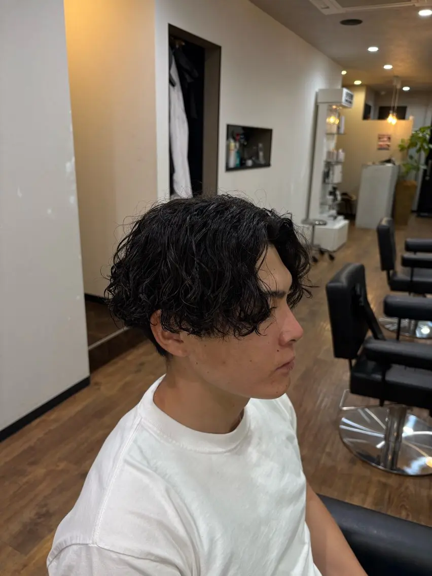 メンズ パーマ "漢"をあげる美容師 『REN』のヘアスタイル