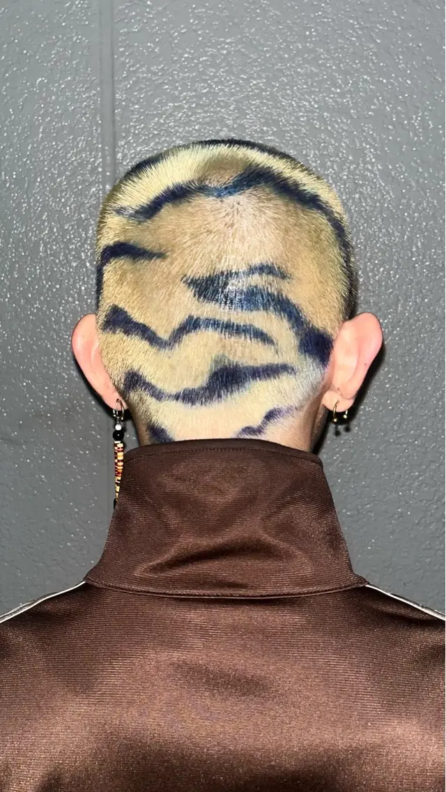 ショート カラー ARAI YOSHITOのヘアスタイル