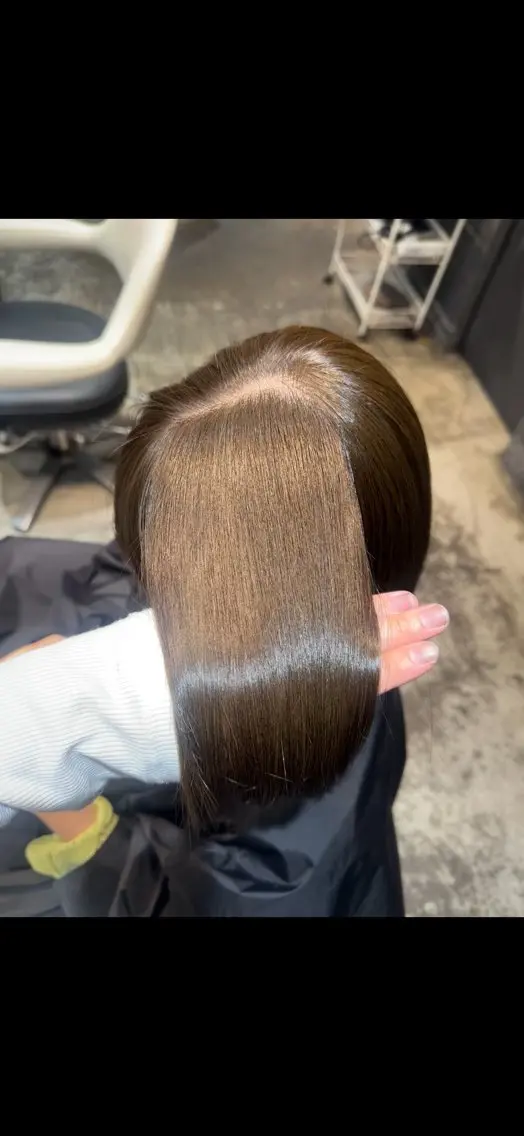 ミディアム カラー ベージュカラー オリーブベージュ ヘアカラー 松田 奈々のヘアスタイル