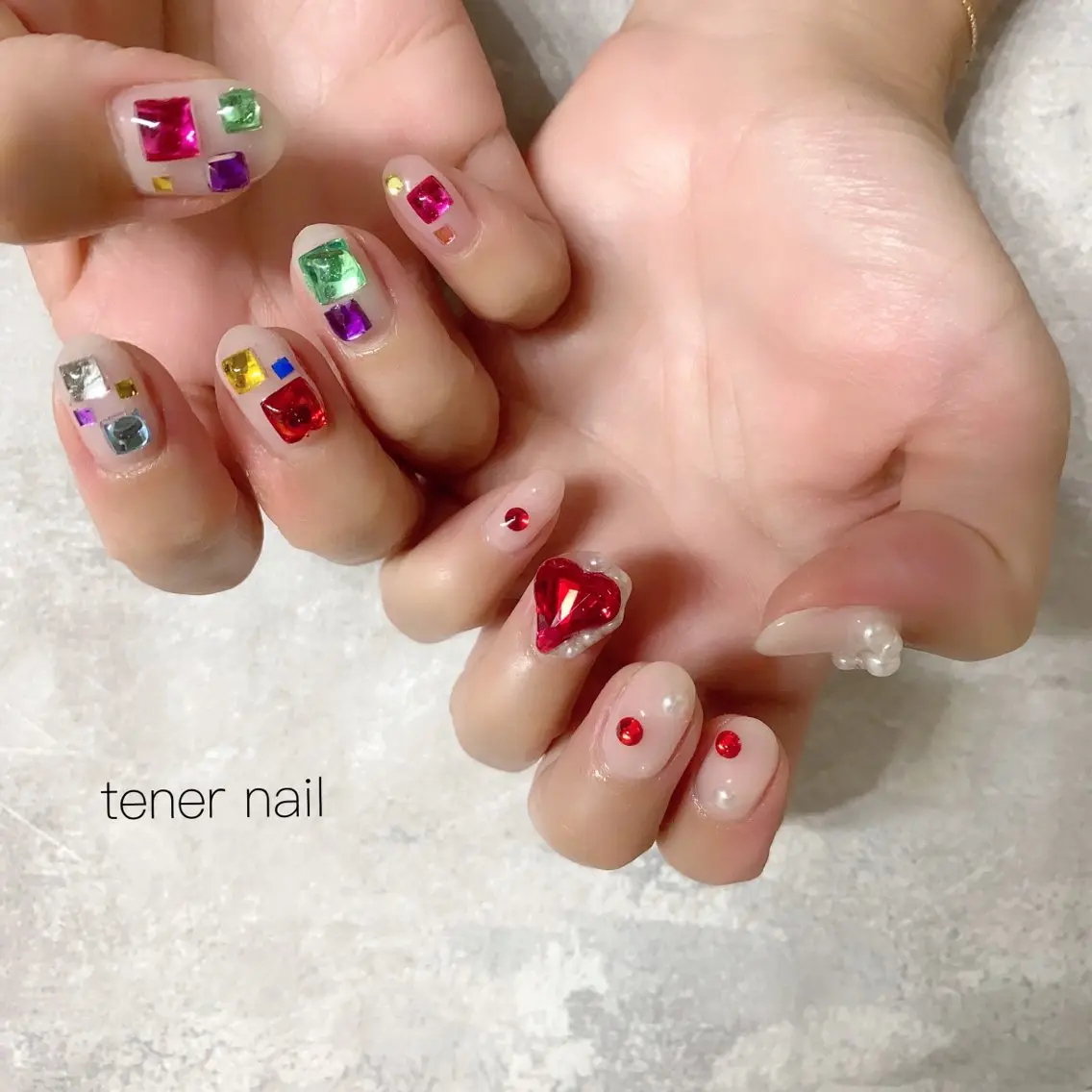 ネイル ハート スクエアネイル ストーンネイル テネルネイル tener nailのネイルデザイン