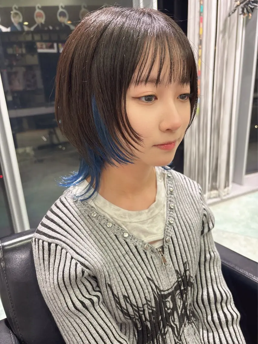 ショート カラー ブリーチ ケアブリーチ ダブルカラー ハイトーンカラー インナーカラー カット ヘアカラー トリートメント ウルフカット 渋谷の人のヘアスタイル