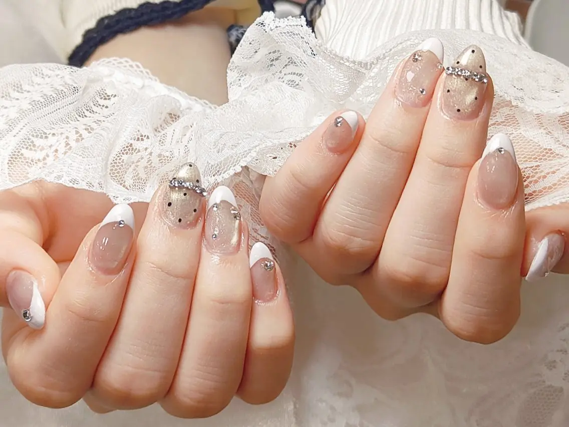 ネイル 成人式 フラッシュネイル フレンチネイル ジェルネイル グラデーション Umiko🪆 Nailのネイルデザイン