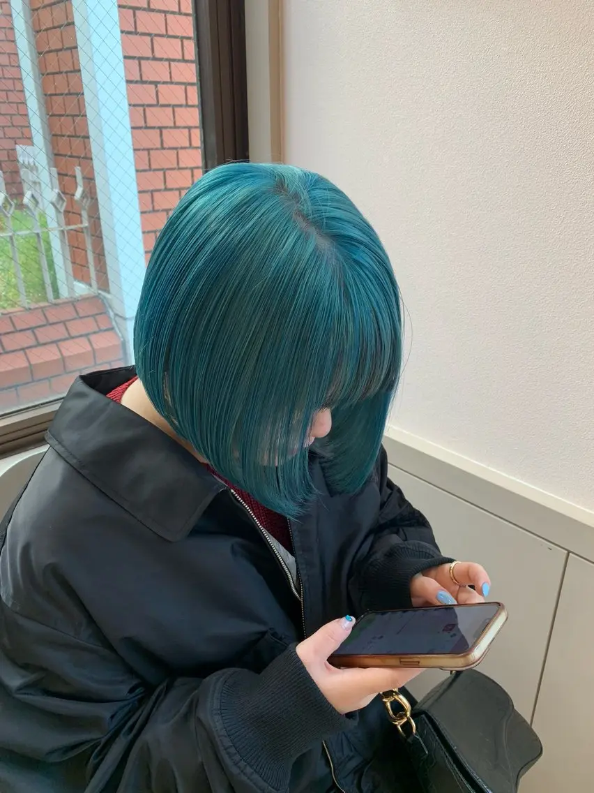 カラー ハイトーンカラー カット ヘアカラー トリートメント rio .のヘアスタイル