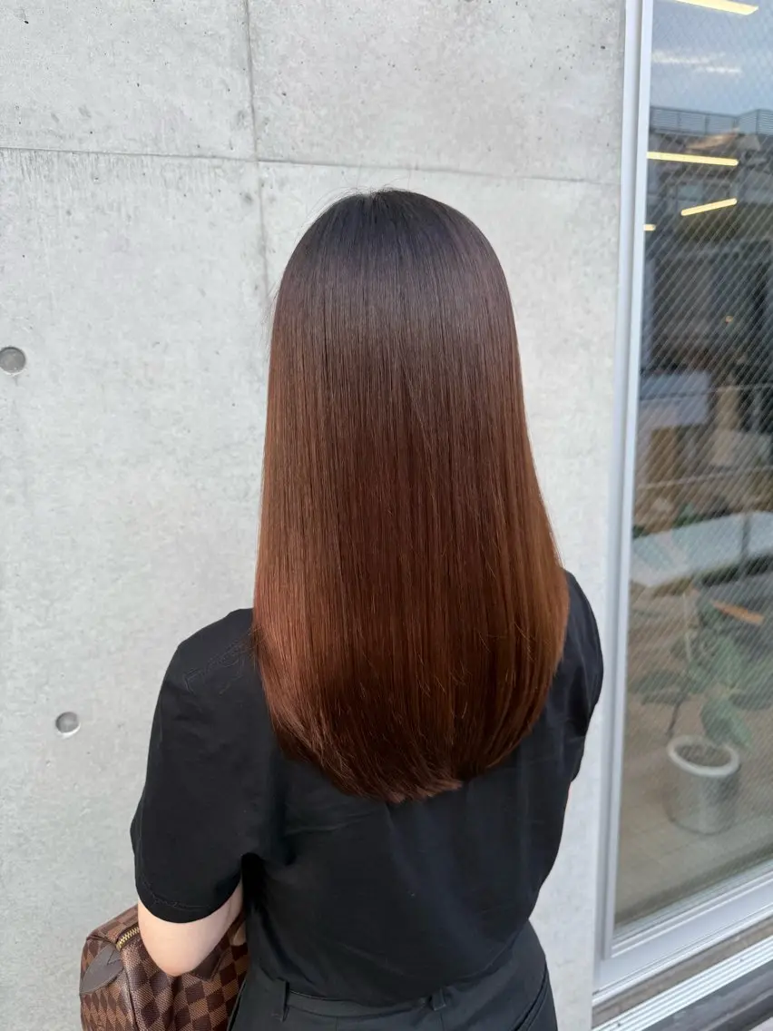 セミロング カラー 縮毛矯正 小澤 わかなのヘアスタイル